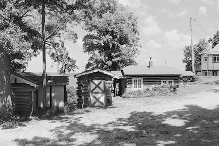 Cabin No. 7 @ The Old Swiss Village - Lake Front!
