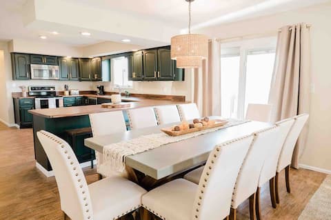 *Yellow Spring’s Estate on 68*+ Pet Friendly