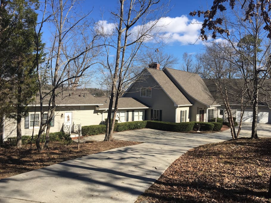 cottage is building on the left.