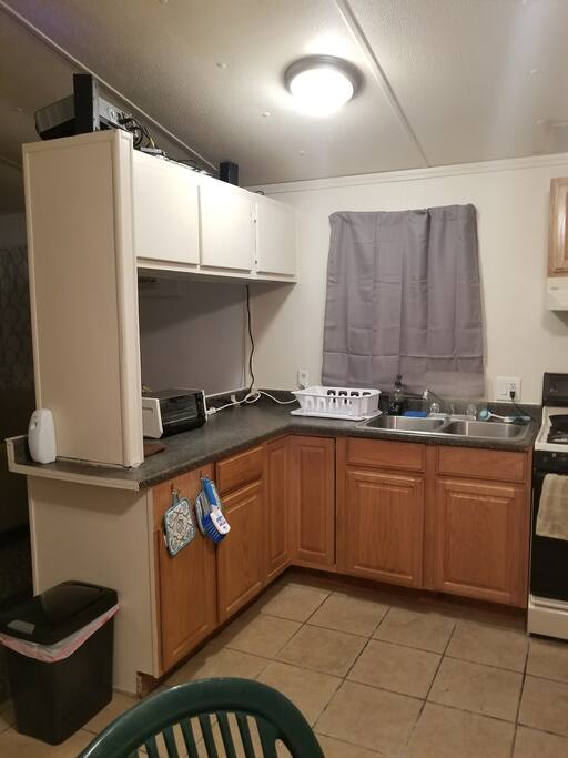 Kitchen counter and cabinet view