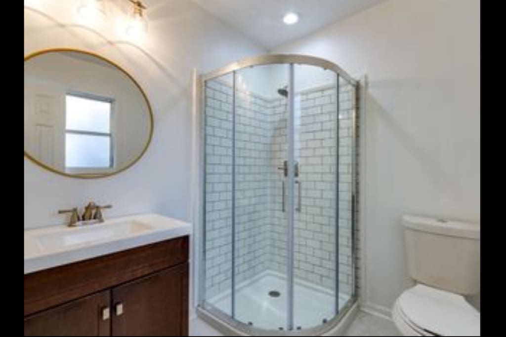 Master bath with shower