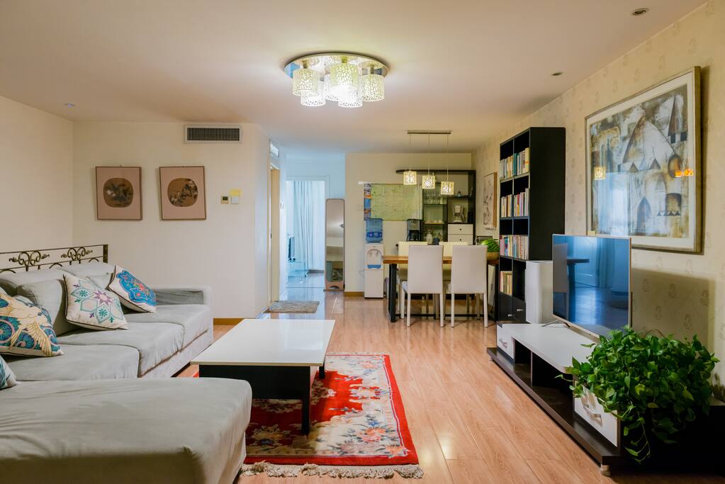 Living room, again