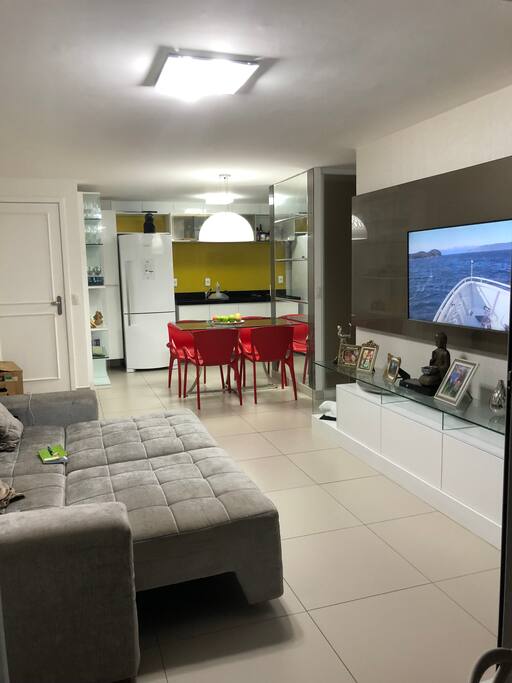 Sala de estar e jantar interna