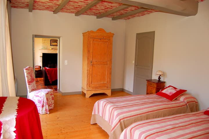 غرفة الطابق الأرضي: 2 سرير 1 بيرس