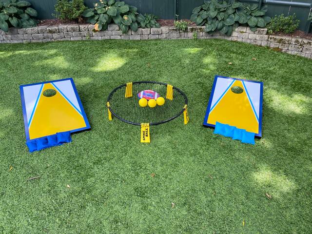 NEW HOT HEATED POOL ! 3 min DOWNTOWN BEACH 25min gallery image 4