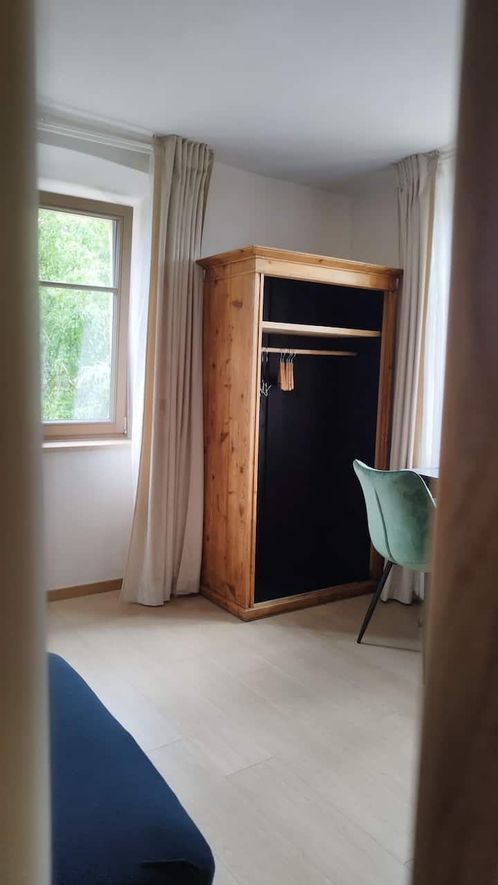 غرفة النوم 1