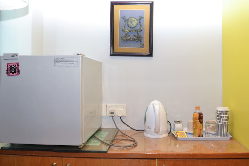Small fridge & water boiler