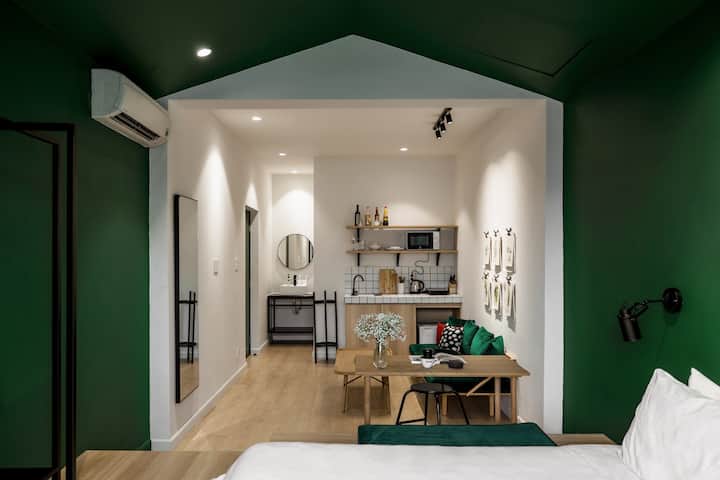 Botanist Lab cozy studio in Tan Dinh by CIRCADIAN