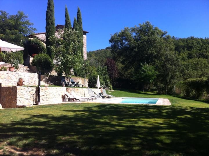 Ancient stone house in Chianti