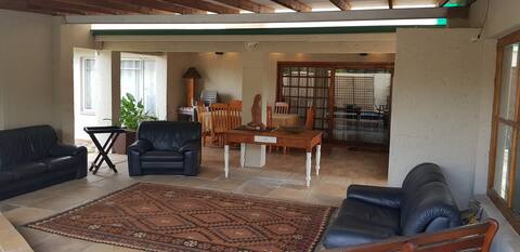 Relaxed and tranquil space in Randhart Alberton