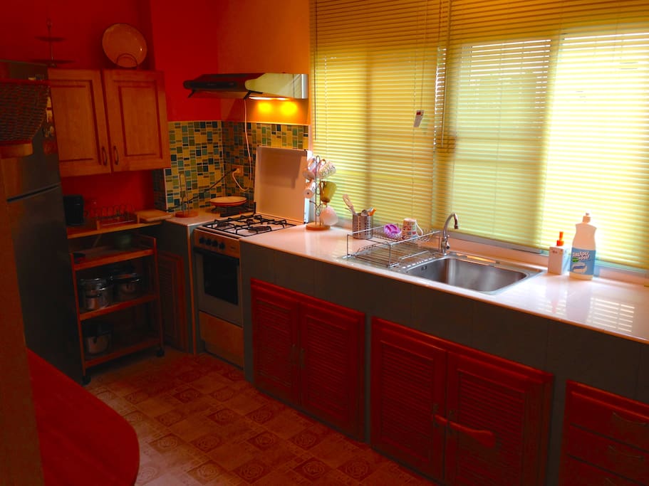 Fully furnished Kitchen.