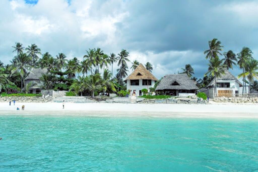 hus ved stranden