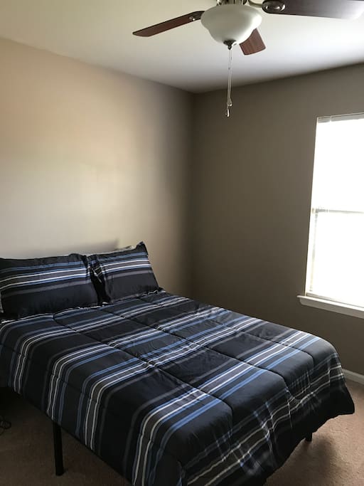 Double bed bedroom