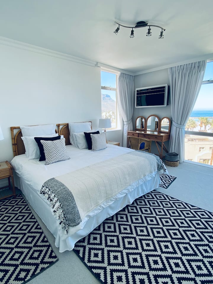 Main bedroom 