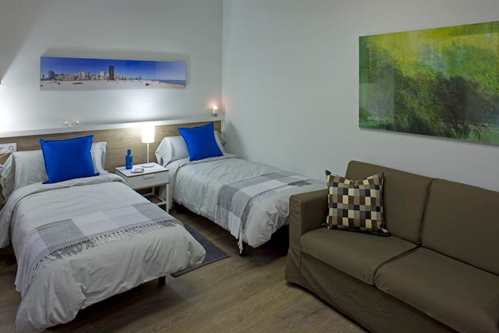Studio Flat quiet and well located