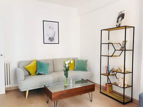 Top performing Airbnb: STYLISH PENTHOUSE - THE PLACE TO BE! in León