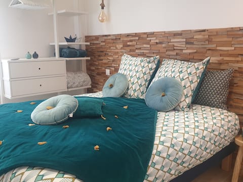 Detached house with 2 bedrooms + Terrace