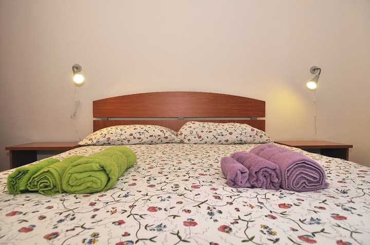 chumba cha kulala cha kwanza