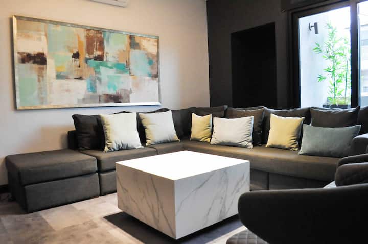 Apartamento com 4 quartos e terraço privativo com jacuzzi em Palermo Soho