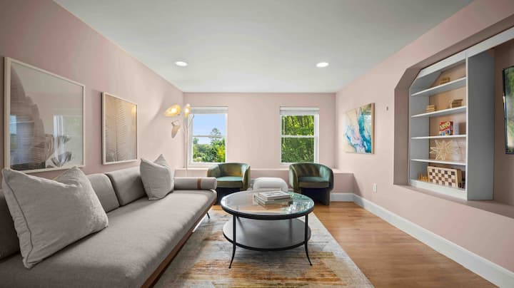 Добре дојдовте во втората дневна соба со кауч на спуштање - стилски и удобен простор создаден за релаксација и поврзување. Совршено за излежување, забава или уживање во тивки моменти со саканите!