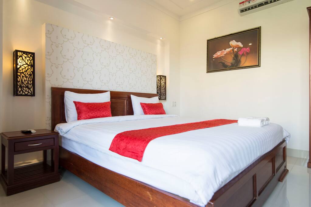 Double bed,Closet