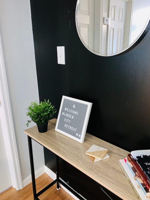 Guest Favorite ~ 2 Bedroom Apt.  - 30mins to NYC!