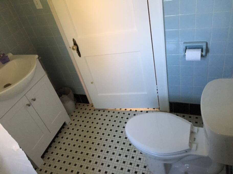 Full bathroom with tub/shower.