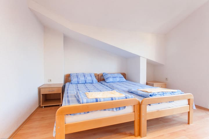 Bogdanoski Studios & Guest Rooms