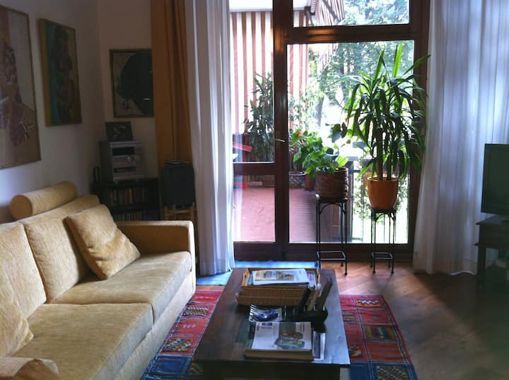 Nice room near toBocconi University