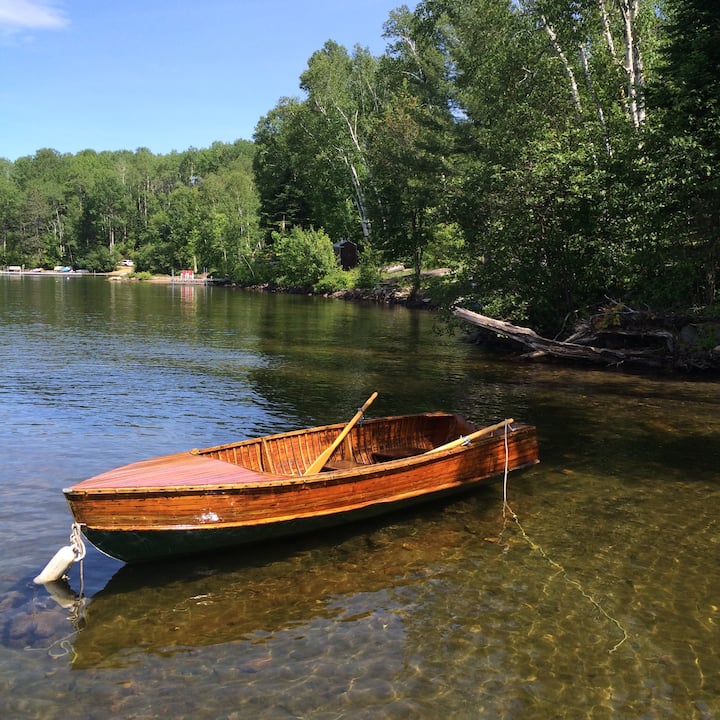 Papineau Lake Cottage and converted boathouse Cottages for Rent in