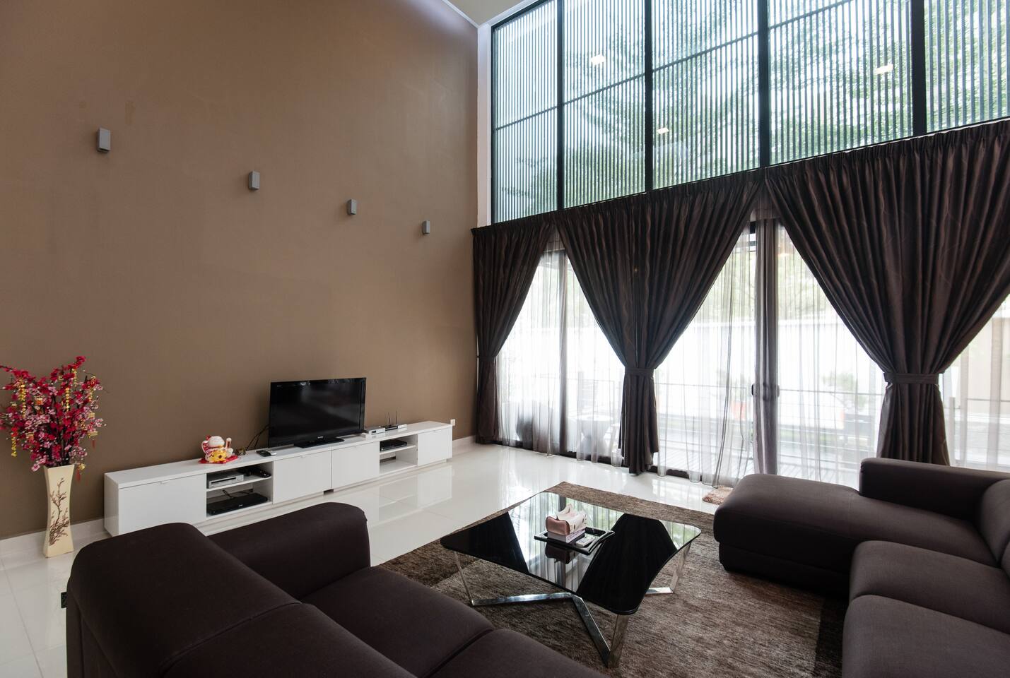 Fully furnished,spacious,clean! No Wedding & Party
