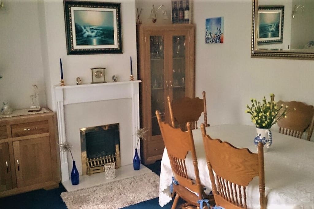 Dining/Breakfast room