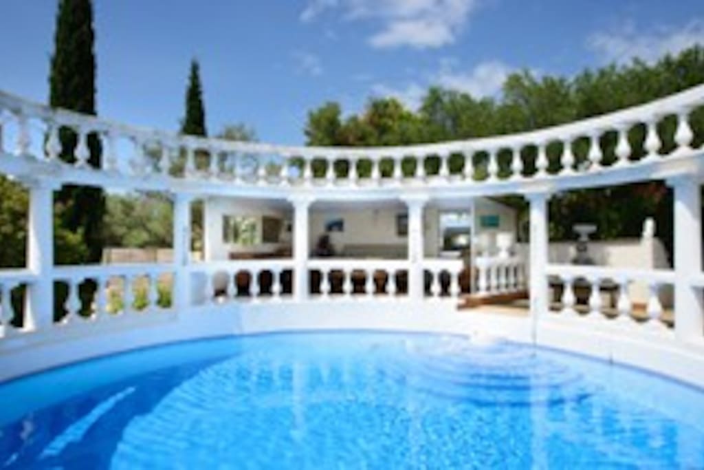 Romanesque swimming pool