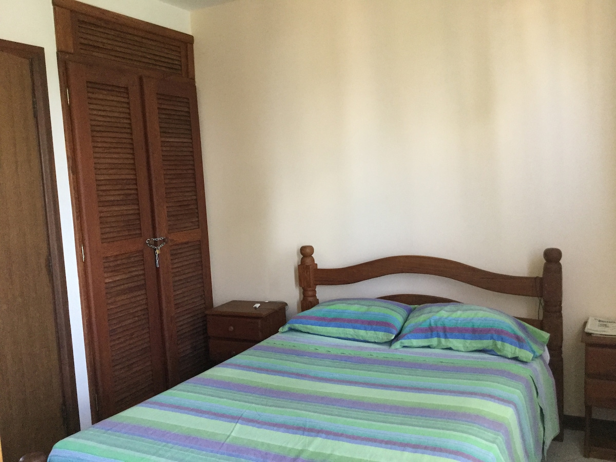 ห้องสวีท 4 เตียงพร้อมระเบียง