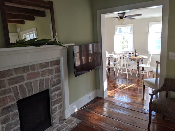 Historic Downtown Farmhouse - Charles Towne Landing State Historic Site