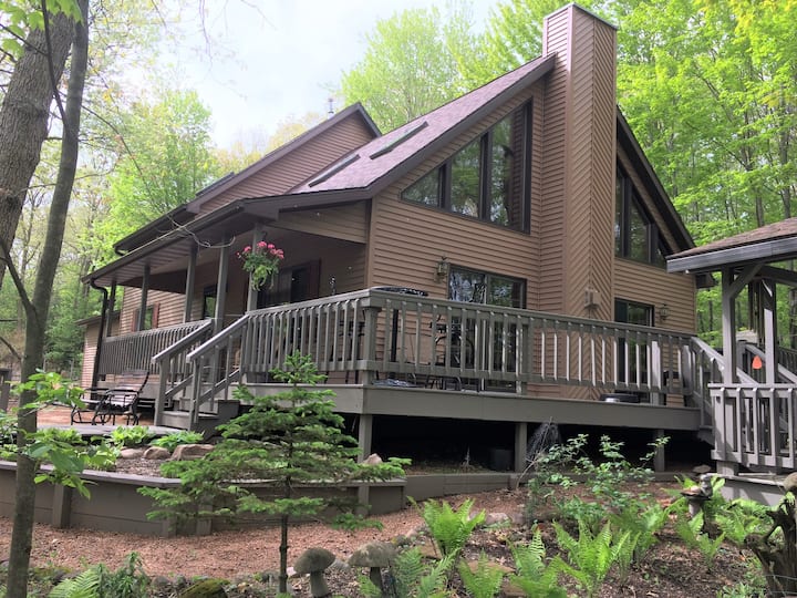 Romantic Cabin on Lake Solitude Chain of Lakes Houses for Rent in