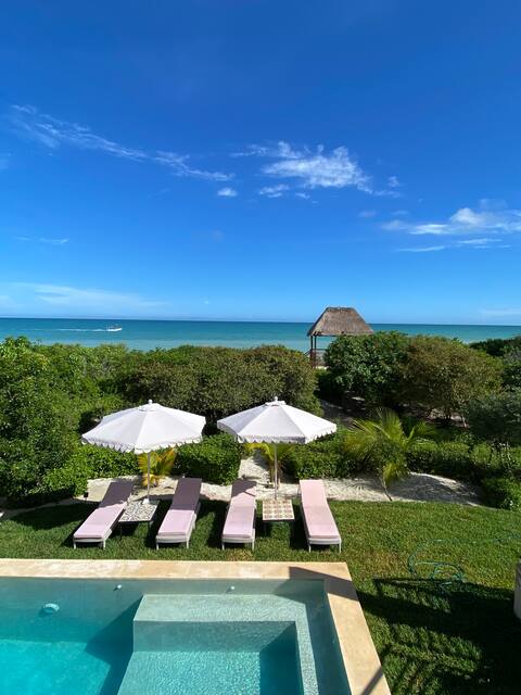 Casa Sisal - Beachfront luxury Villa w/ chef&clean