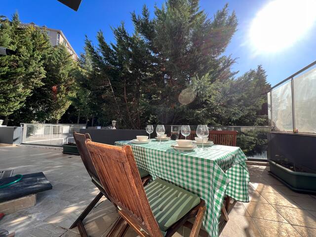 Eclectic3BRw/Garden+Concierge+Pool+Parking gallery image 5