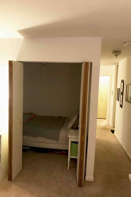 Convertible room with queen size bed and closable doors