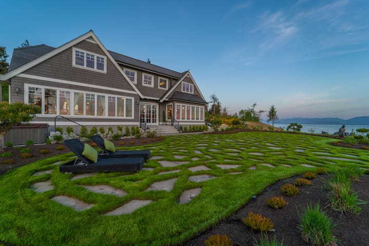 The Sea Lion Estate IG@thesealionestate