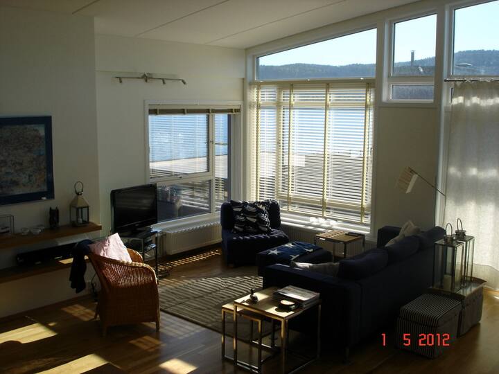 Penthouse with magnificent bay view