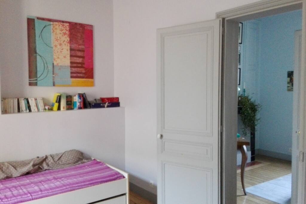 porte qui lie les deux chambres