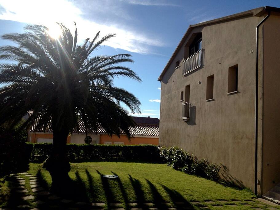sardinianwindow bnb - garden