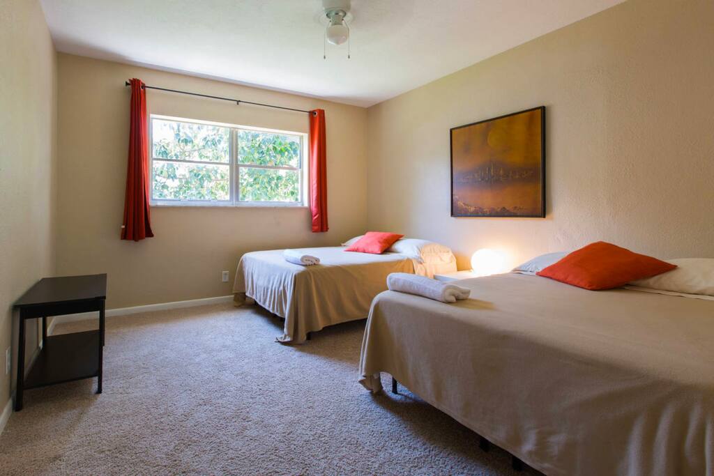 2nd bedroom.