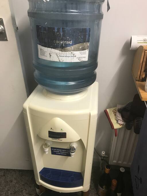Chilled mineral water dispenser
