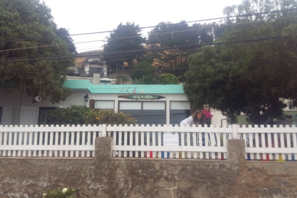 Primera vista al mar, estacionamientos