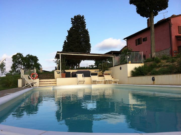 Home near Florence, Pisa and Siena