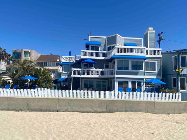 Beachfront 90210 Beachhouse on tv show middle unit gallery image 4