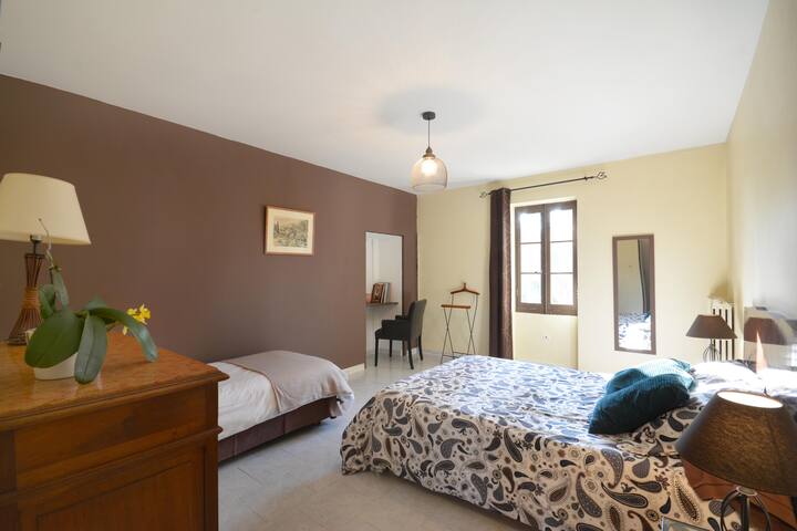 غرفة النوم 5