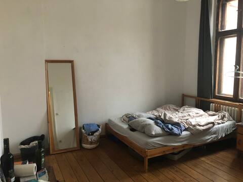 Nice room in Neukölln (4x4m)